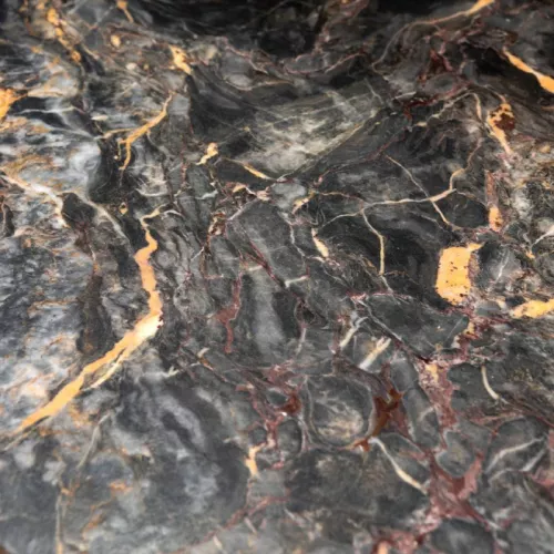 Мрамор Golden Black